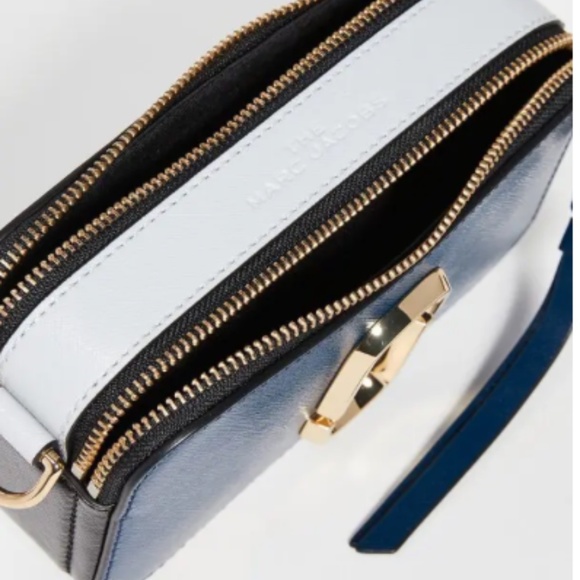 Marc Jacobs Side Bag- The Snapshot - Picture 3 of 9